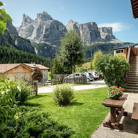 Aparthotel Mirabell Colfosco